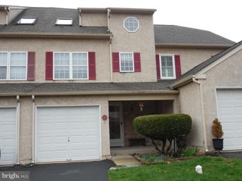 323 Parkview