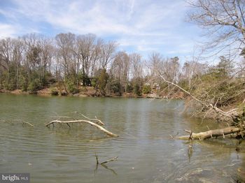 23665 Kingston Creek