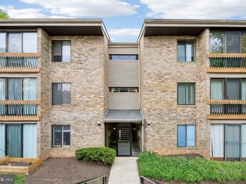 10570 Twin Rivers