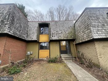 9402 Fern Hollow