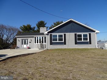 110 Pilgrim Ct