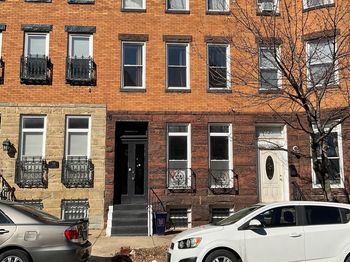 706 Newington