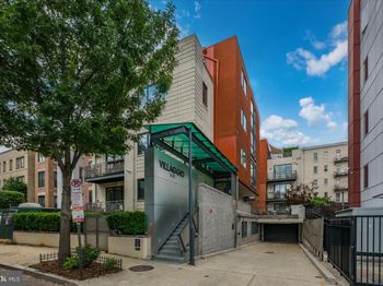 1425 Euclid