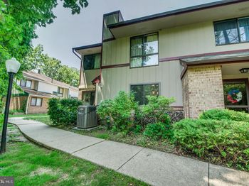 802 Timber Creek