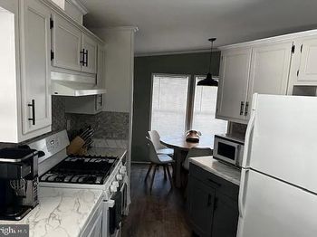 463 Edgemont Drive