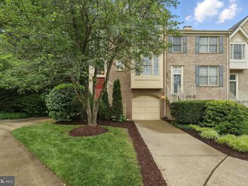 1393 Heritage Oak