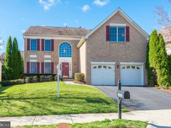 10857 Hunter Gate