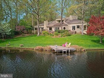11566 Lake Newport