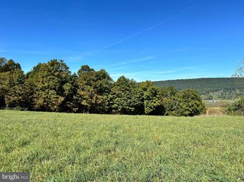 Lot #5 Linden Hall
