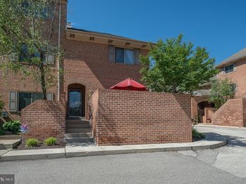 50 Woodside