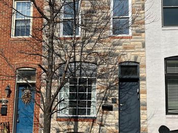 3232 Leverton