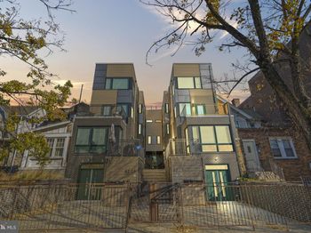 4727 Walnut