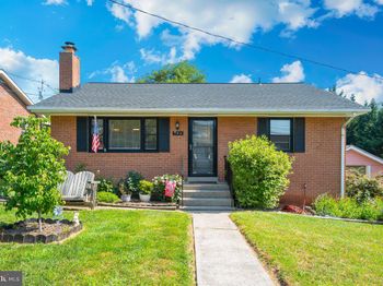 907 Chestnut