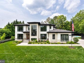 8100 Lewinsville