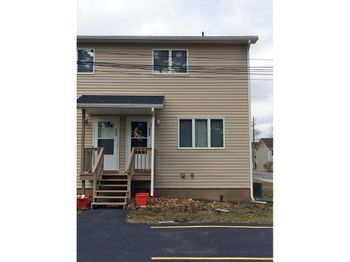 225 Strouse