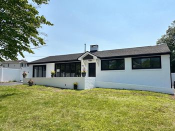 832 Orchard