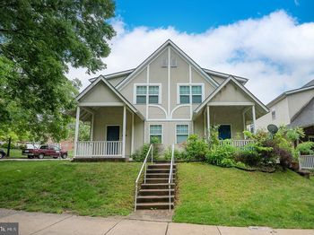 3724 Merrick