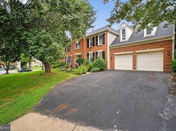 6157 Ridgemont