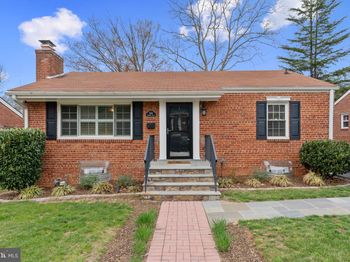 304 Moncure