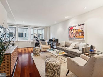 220 Rittenhouse
