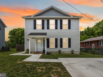 1718 Pinewood