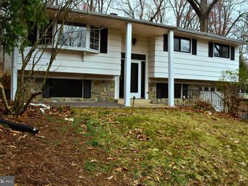 715 Raynham