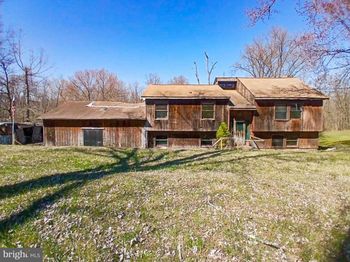 1821 Rte 724