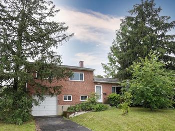 1073 Southridge
