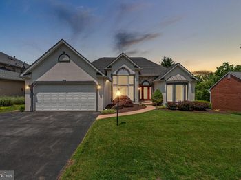 11288 Country Club