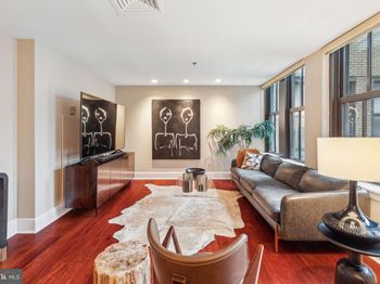 1500 Chestnut