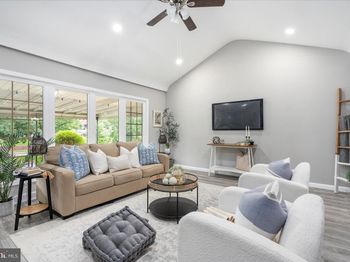 3910 The Alameda