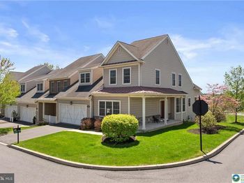 5543 Briar