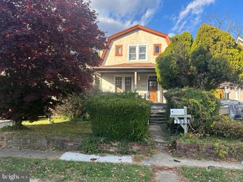 3908 Fernhill