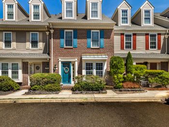 605 Berkshire