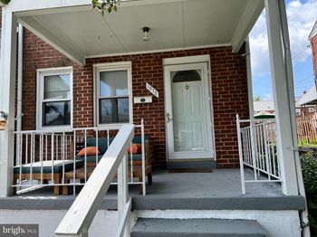 1075 Elm