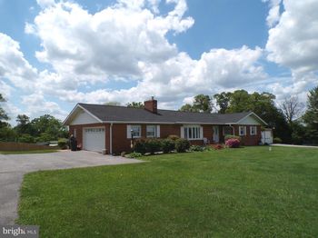 2713 Rowe