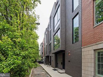 1432 Kenilworth