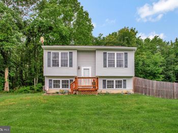 6040 Shady Side