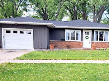 453 Lakewood