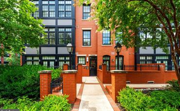 1700 Clarendon Boulevard Unit: 117