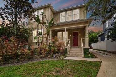 3104 W Fielder STREET