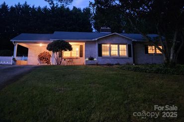 2309 Briarwood Street