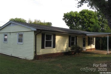 573 10th Avenue Drive