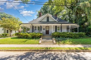 527 Alexander Street