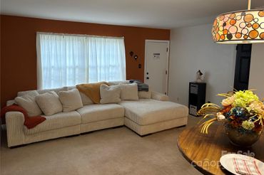 4609 Coronado Drive Unit: C