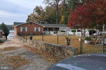 18306 Possum Point Road