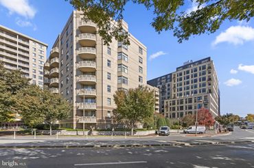 7111 Woodmont Avenue Unit: 108