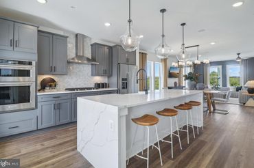 2067 Henson Norris Street