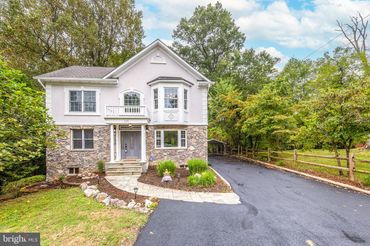 4009 Estabrook Drive