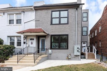 5404 4th Street Unit: 1